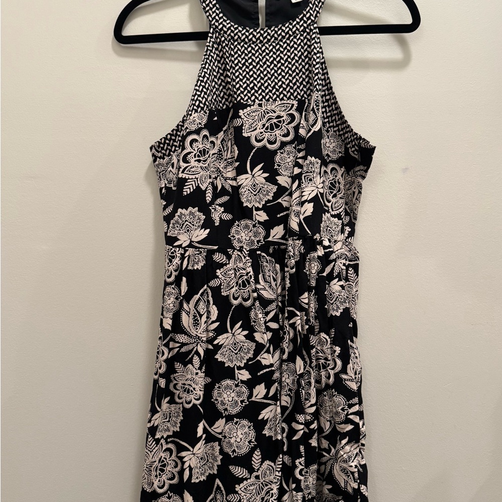 American Eagle Black and Tan Floral Dress
